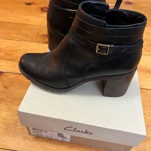 Women’s Clarks Size 8.5M, Malvet Maria Black Leather ankle boots, 3” heel